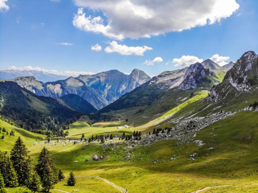 Top Des Plus Belles Randonn Es Faire Dans Le Massif Des Bauges