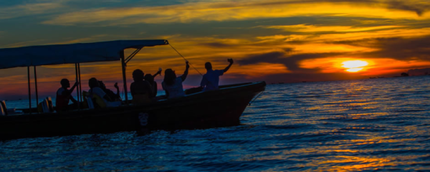 Sunset cruise along Lake Victoria - UTB