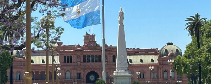 Plaza de Mayo - Maxturismo Argentina