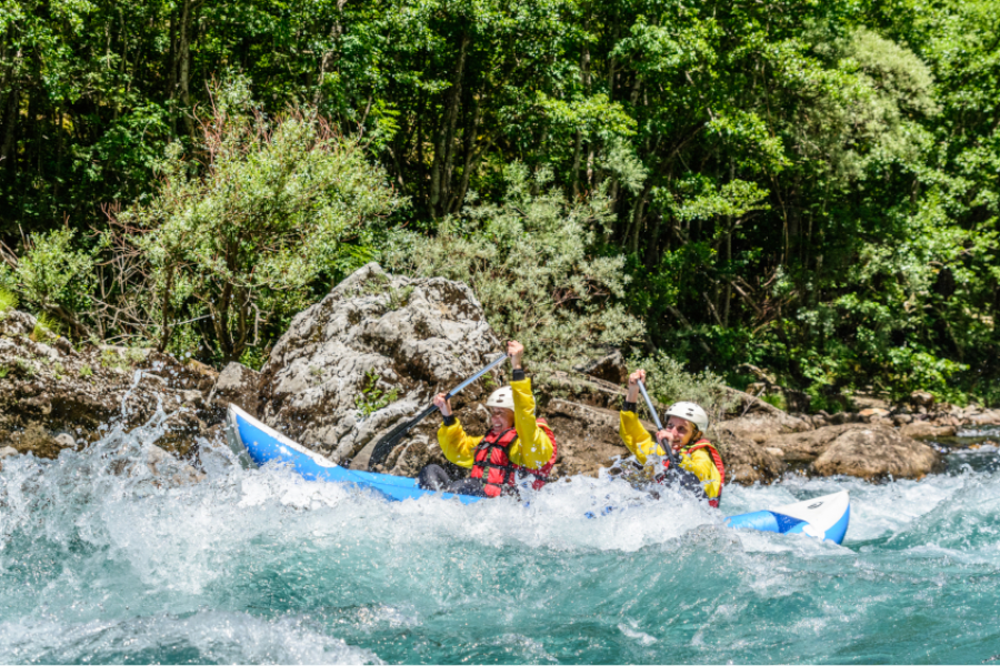 We paddle better together - Ethno village and camp Grab