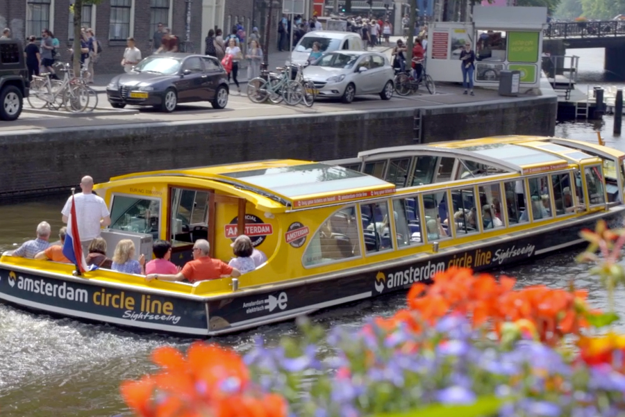 Canal Cruise in Amsterdam. - Amserdam Circle Line