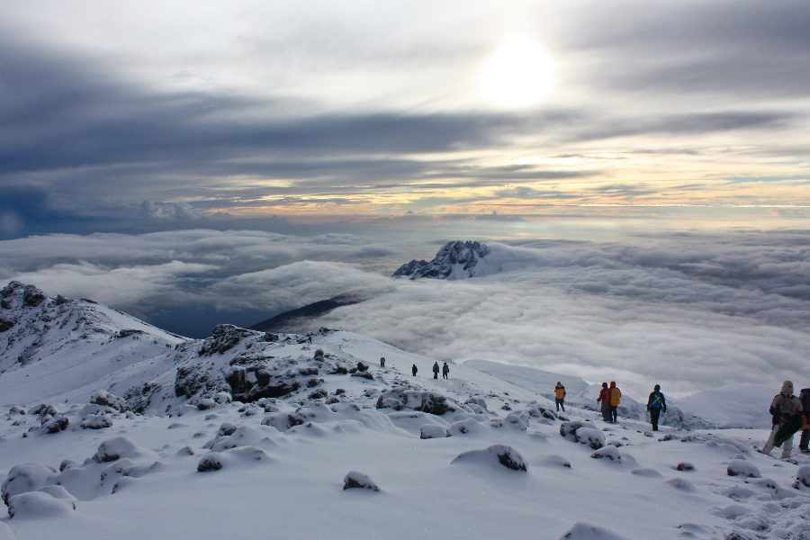 SNOW ON KILI - MESENO