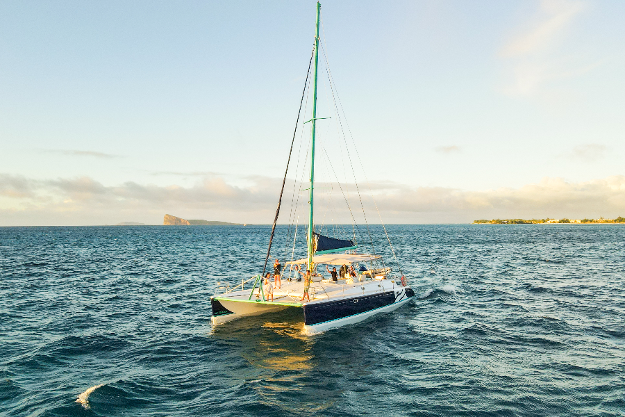 Croisières Australes - Coucher de soleil en catamaran - 17h à 19h - Croisières Australes