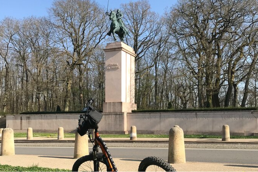 Monument du Général Pershing et Lafayette - Trip'in Trott