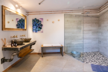 Family Dune Chalet Bathroom - Barkhan