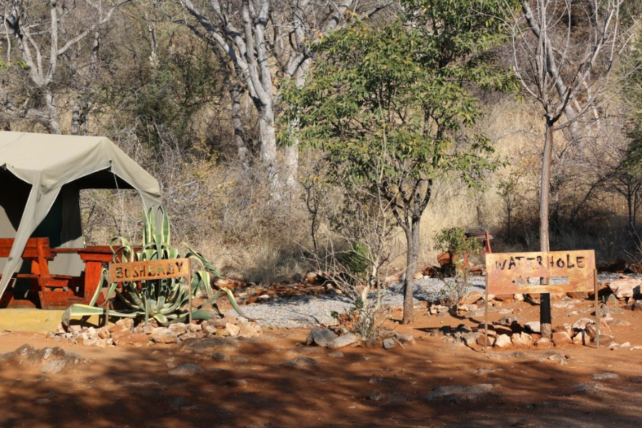 IJABA LODGE AT BUSHFELD PARK