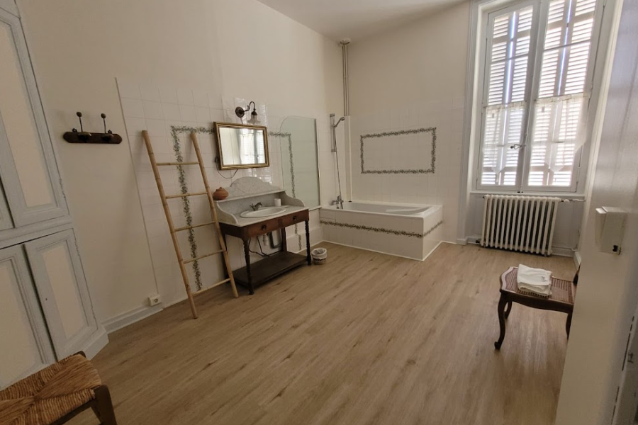 salle de bain de la chambre Bordeaux - Gombert Shandra