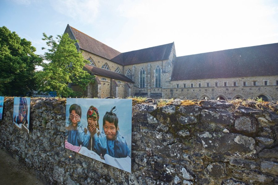 Une partie de l'exposition présente à l'Abbaye de l'Épau.