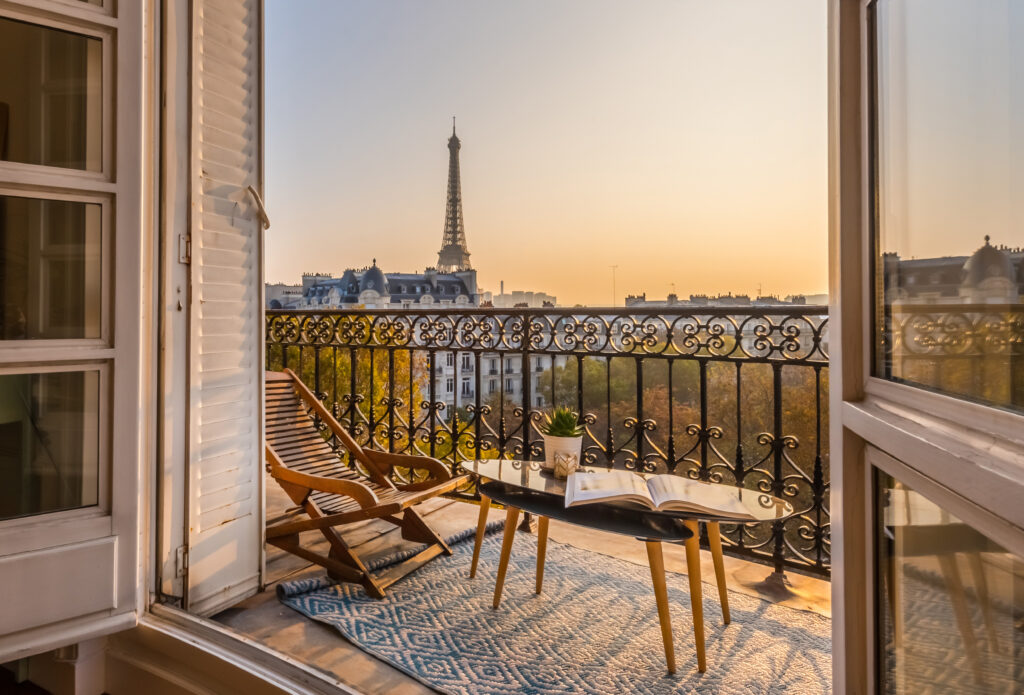 Vue sur la tour Eiffel - Paris