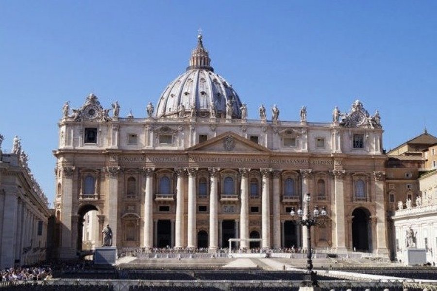 La basilique Saint-Pierre-de-Rome accueille à nouveau les touristes