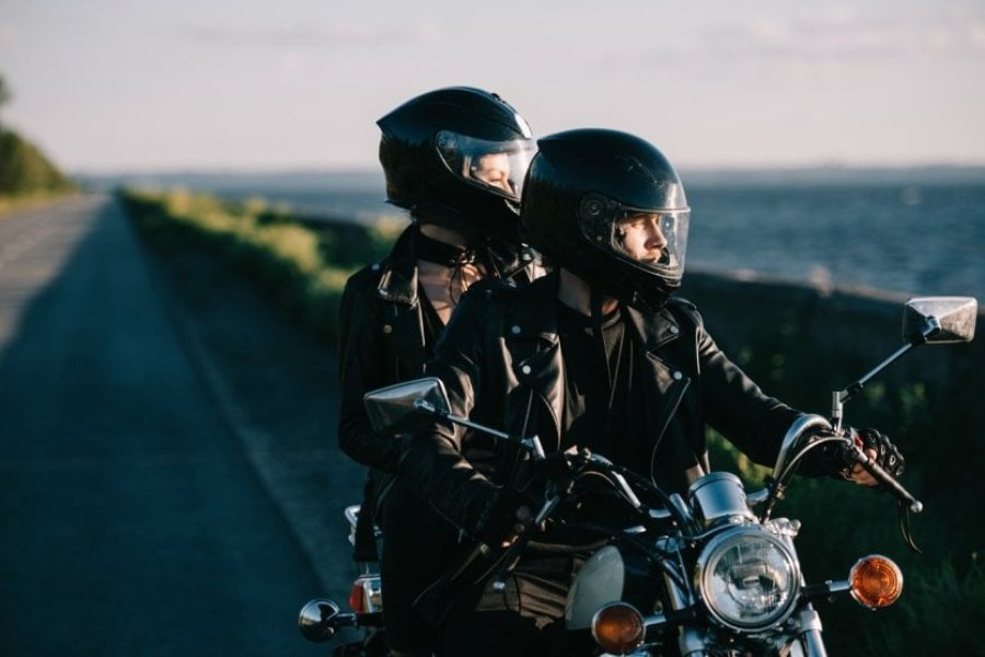 3 road trips à moto iconiques. Pensez à partir bien équipé !