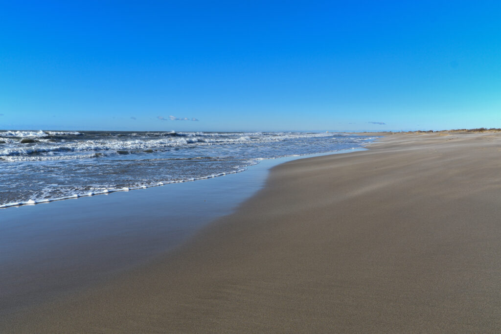 La plage de Piémanson,