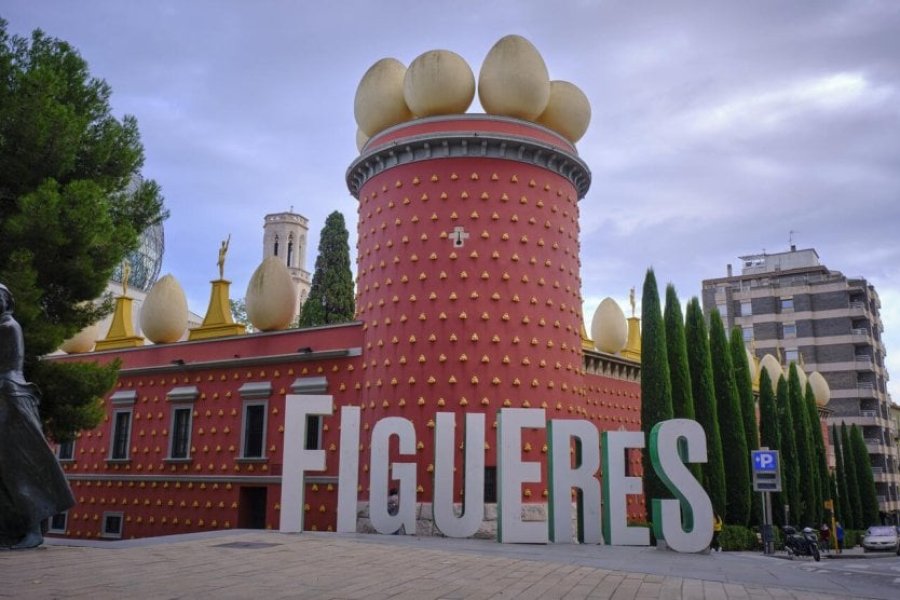 ¿Qué hacer en Figueres en verano? Las 10 visitas obligadas