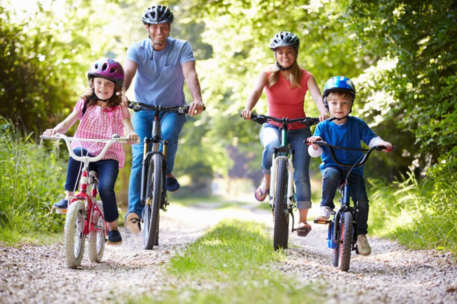 Top 11 family cycling routes in France