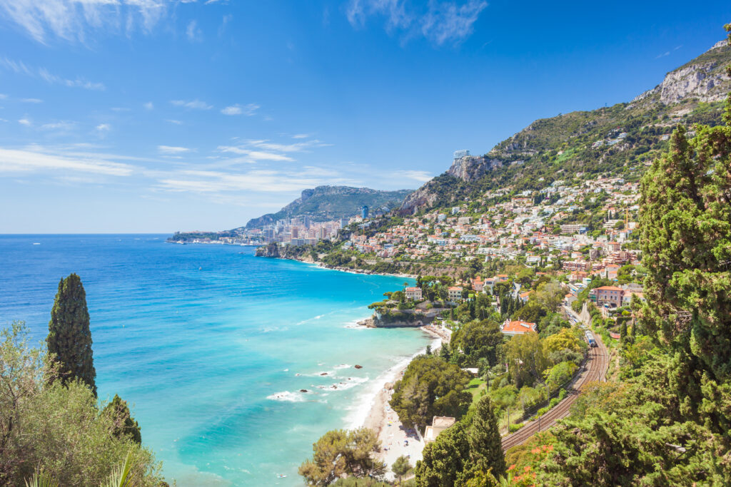 Vue sur Monaco et Monte-Carlo depuis Roquebrune-Cap-Martin