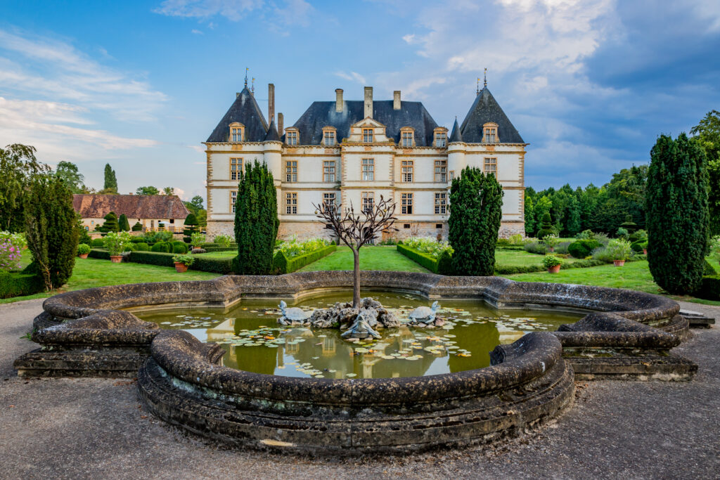 Le Château de Cormatin et ses Jardins en Bourgogne