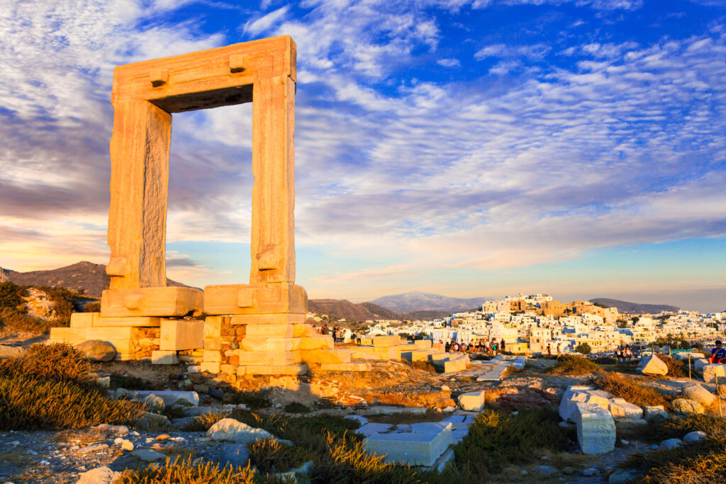 Vue sur Naxos et sa fameuse Portara 