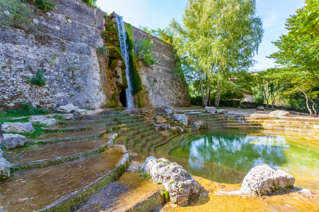 Le Jardin des Fontaines Pétrifiantes