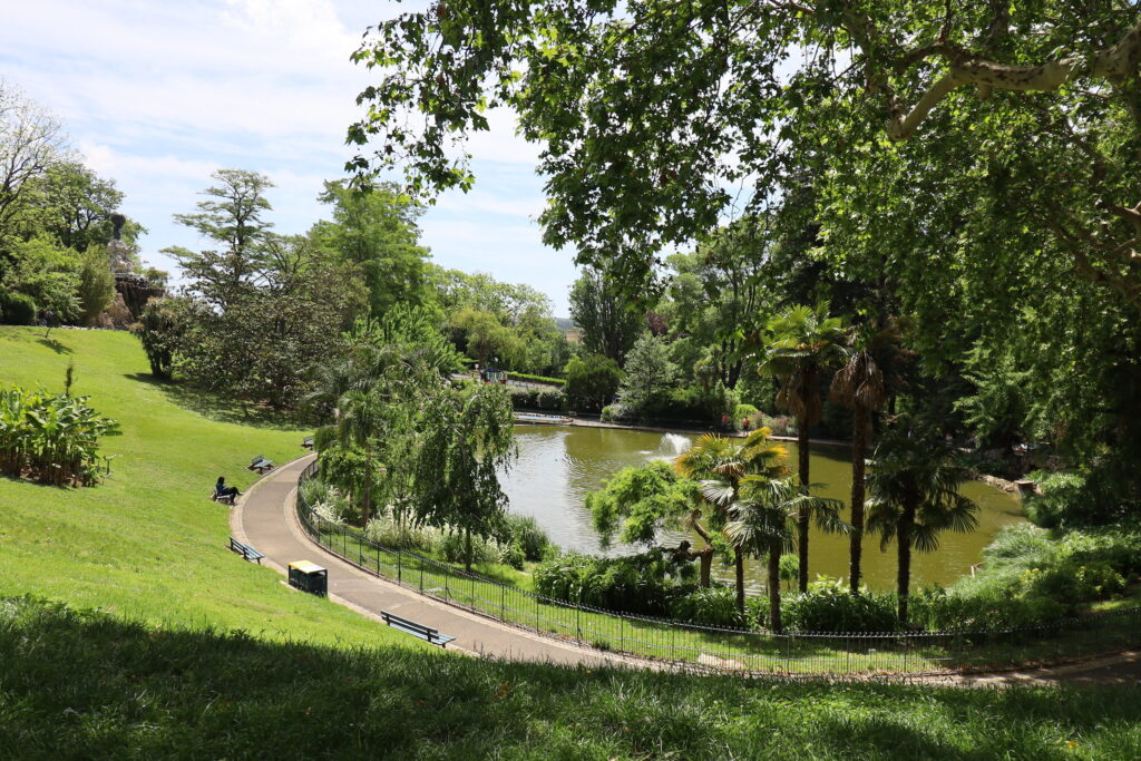 Le plateau des poètes, parc public, ville de Béziers, département de l'Hérault, France