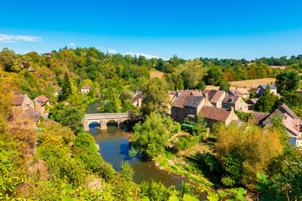 Saint-Céneri-le-Gérei, l’un des plus beaux villages du Perche