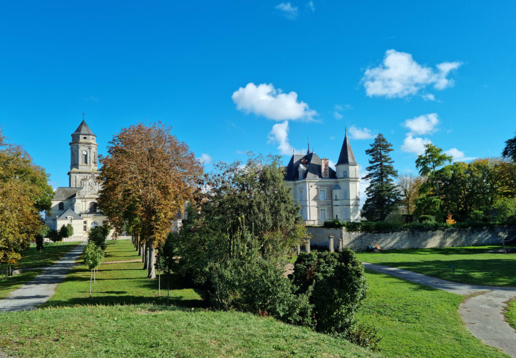 Église abbatiale de Saint-Florent-le-Viei