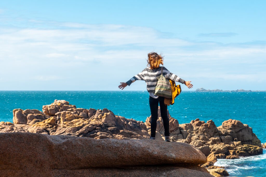 Jeune femme à Perros-Guirec