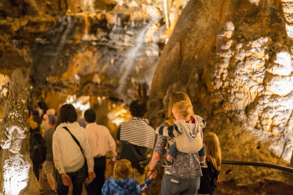 Visite d'une grotte