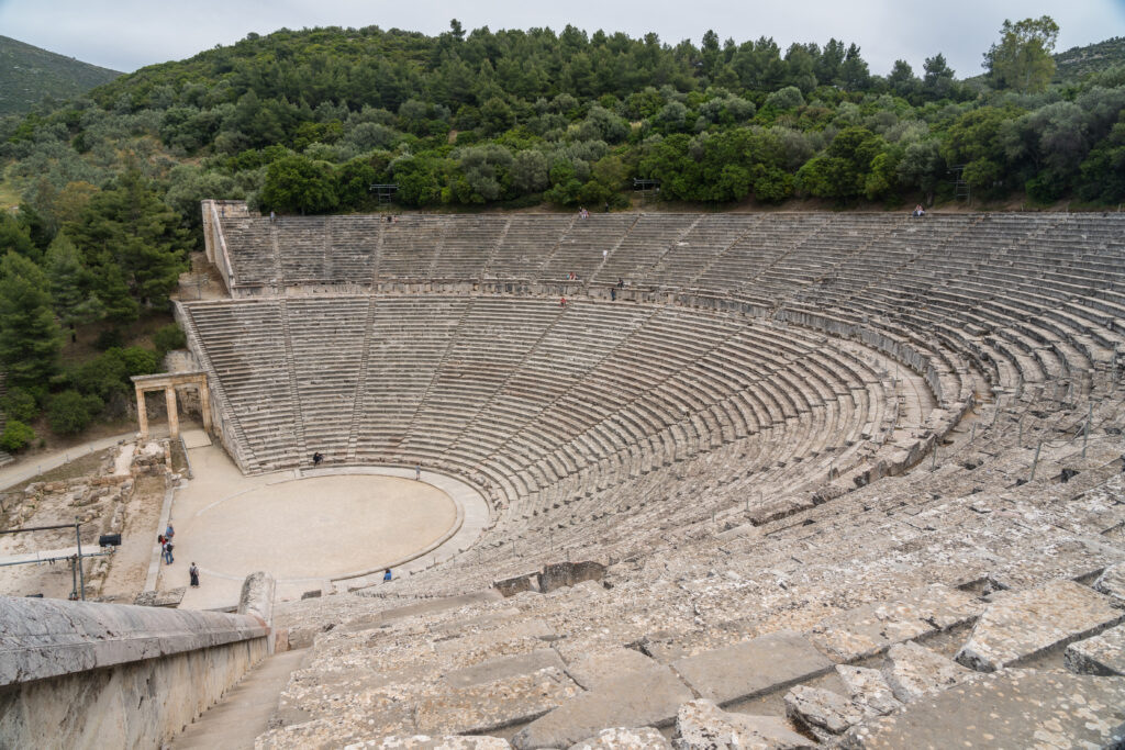 Épidaure et son théâtre