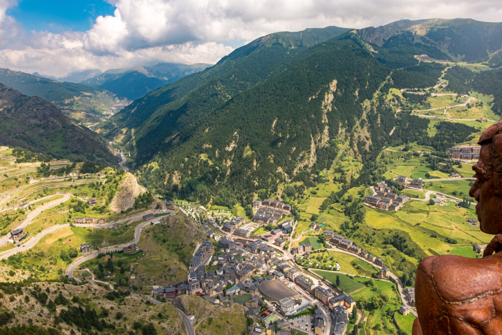 Vue depuis le belvédère Roc del Quer