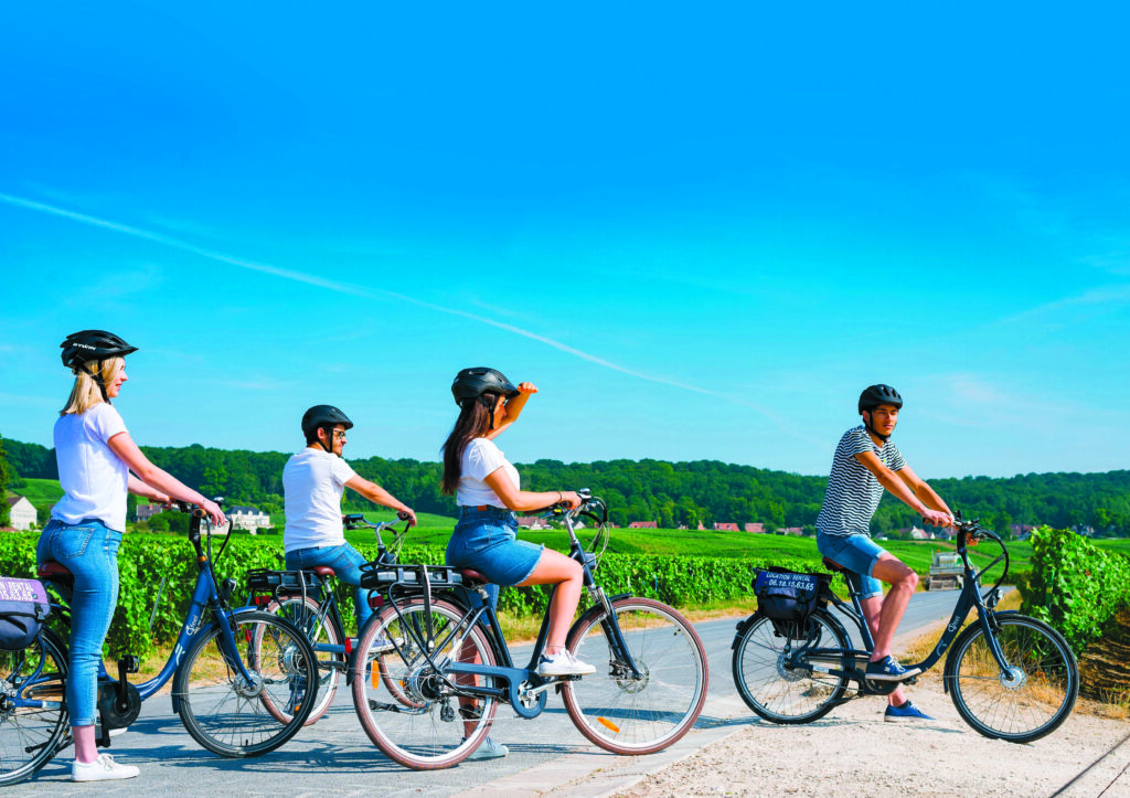 Balade à vélo dans le vignoble.