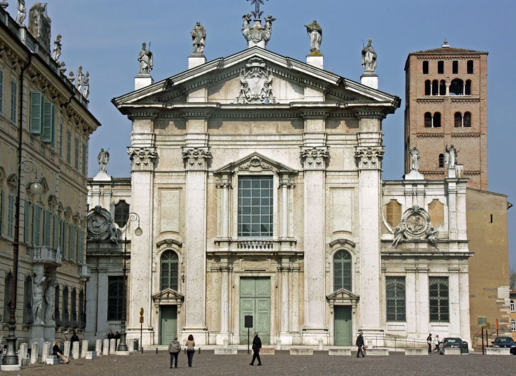 Cathédral San Piedro de Mantoue - Lombardie