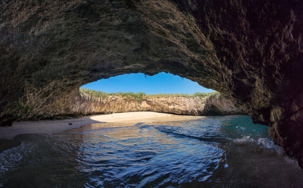 La plage secrète des Îles Marieta