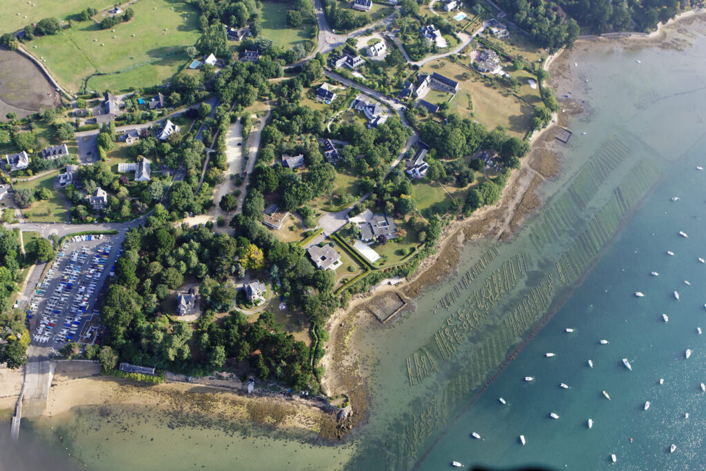 Vue aérienne de la pointe d'Arradon , Golfe du Morbihan