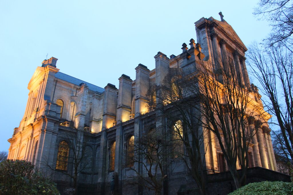 L'impressionnante cathédrale d'Arras