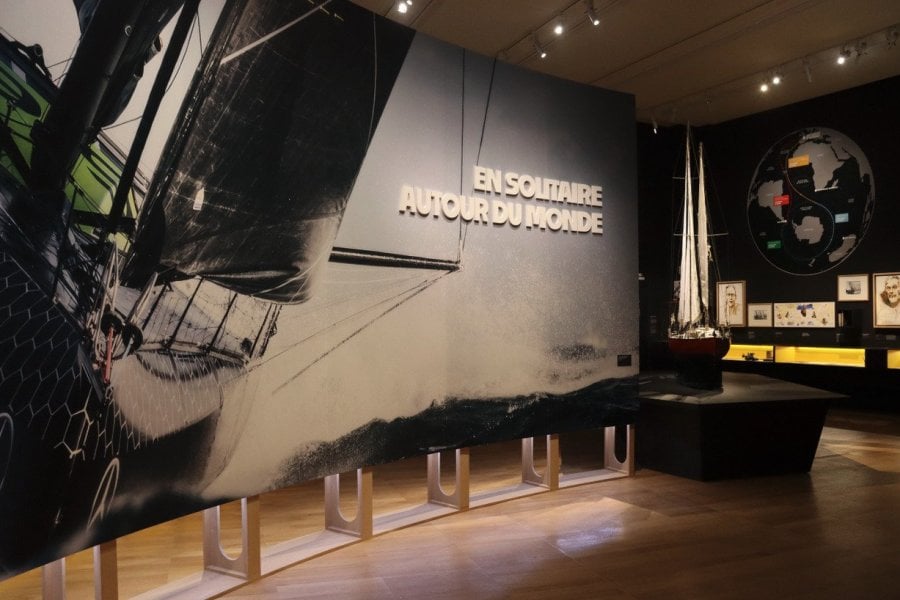 Exposition sur le Vendée Globe au musée national de la Marine