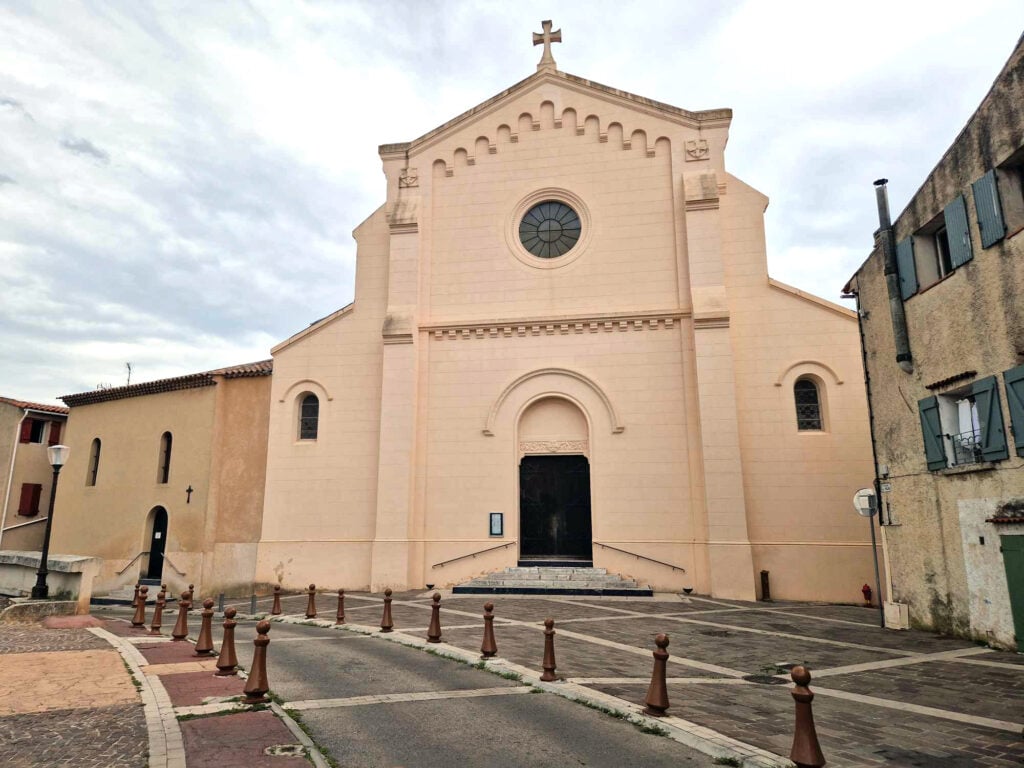 L’église paroissiale Saint-Sauveur à Aubagne