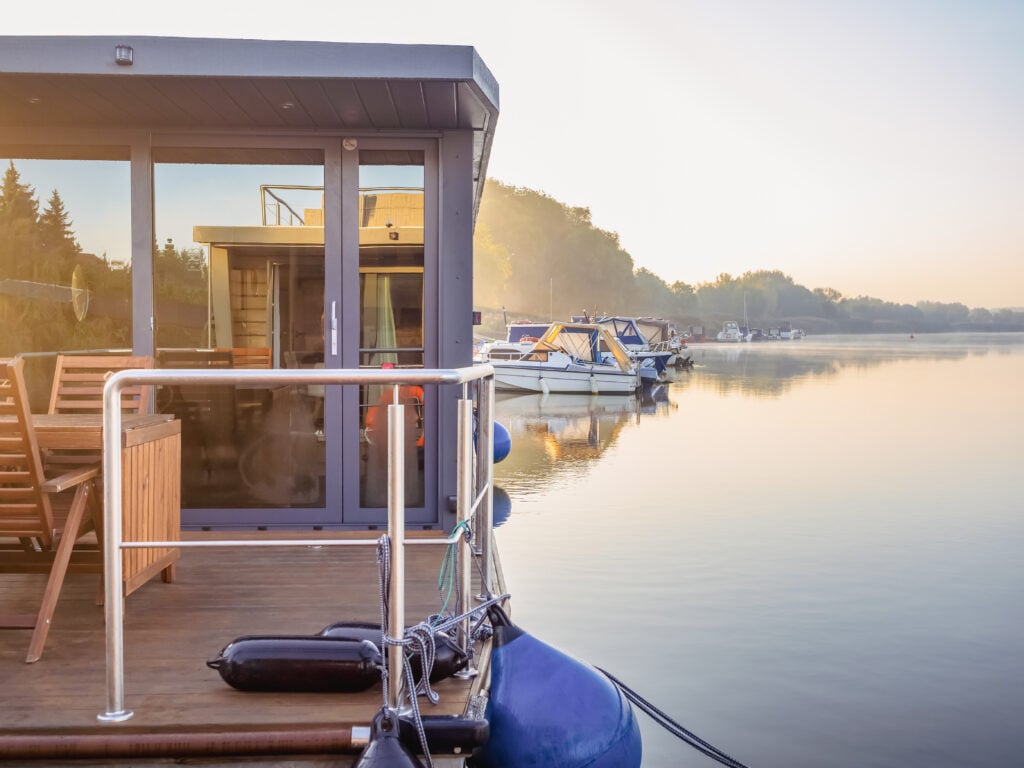 House boat sur un fleuve - week-end cocoon autour de paris