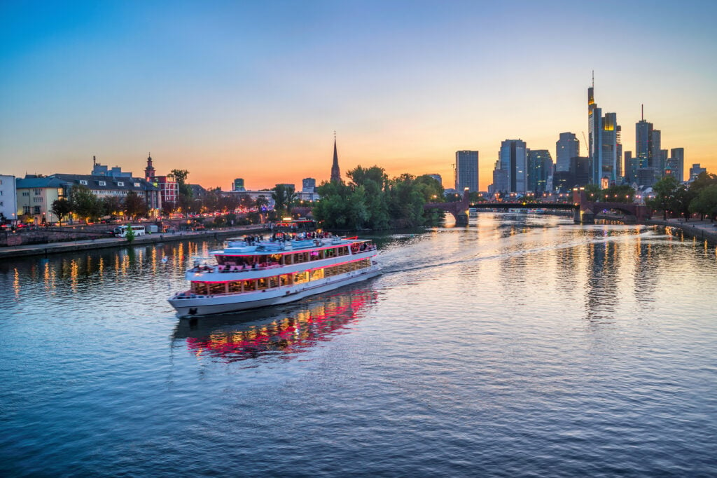 Que faire à Francfort ? Une croisière sur le Main