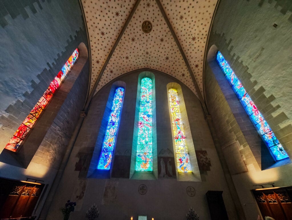 L'église de Fraumünster et ses vitraux de Marc Chagall et Augusto Giacometti