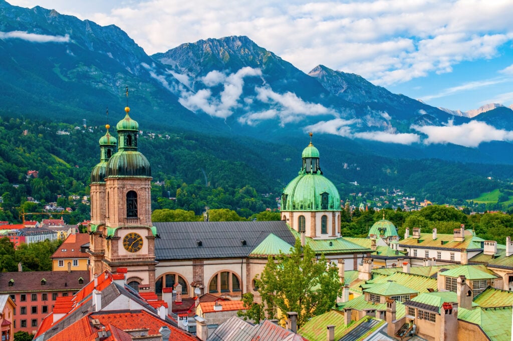 Vue sur la tour de l’hôtel de ville, Innsbruck