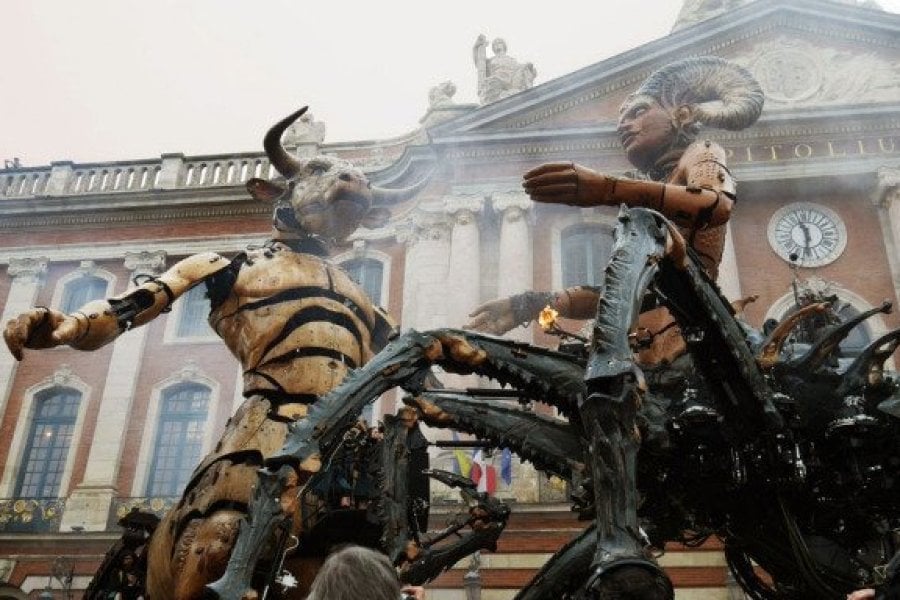 Surprises d'automne à La Halle de La Machine à Toulouse