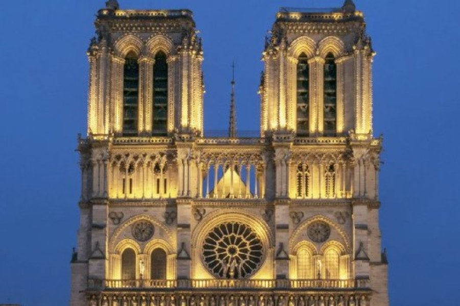 La BnF invite à découvrir l'histoire et le patrimoine de Notre-Dame-de-Paris