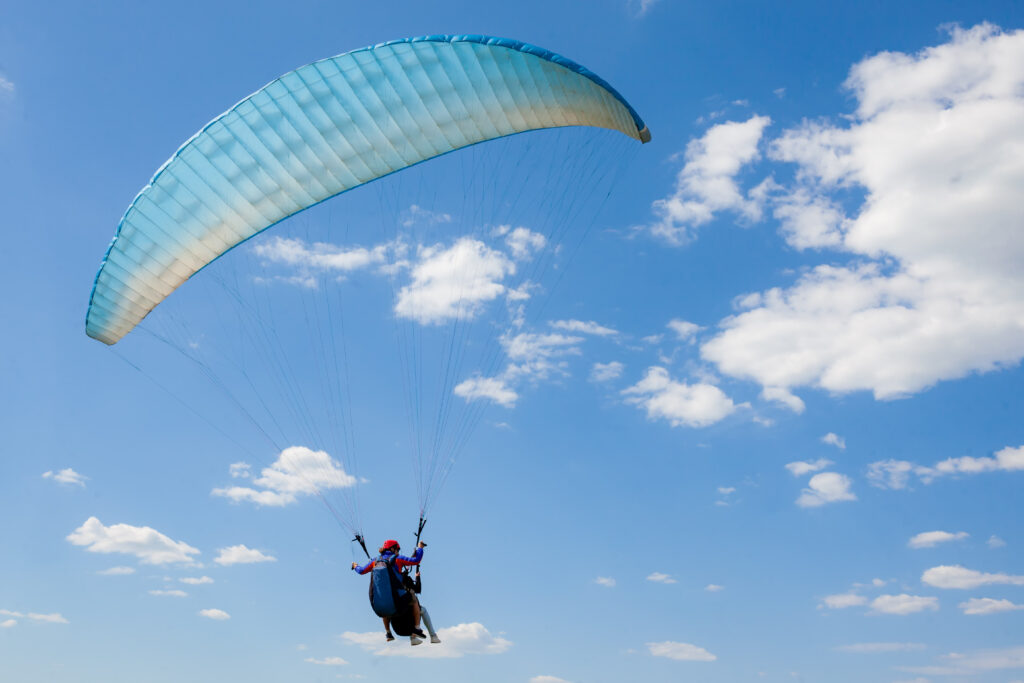 Vol en parapente - Que faire aux Arcs en hiver ? 