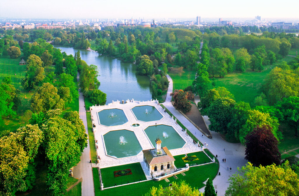 Que faire en famille avec des enfants à Londres ? Aller à Kensington Gardens