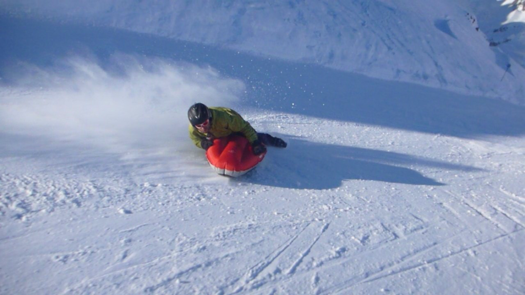 Que faire à Val Cenis l'hiver ? Descente en airboard