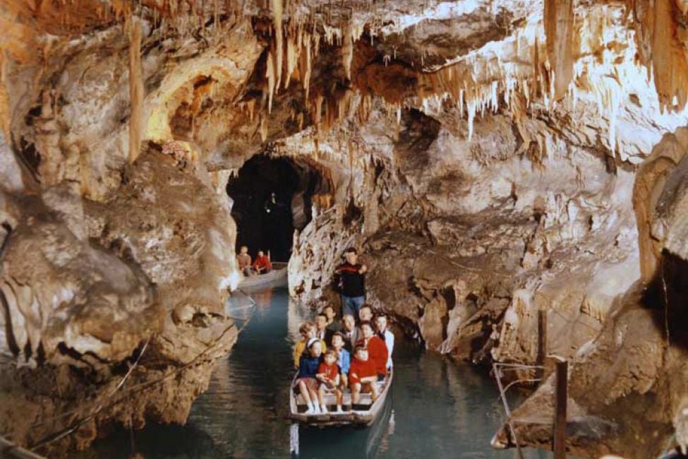 Les Grottes de Médous