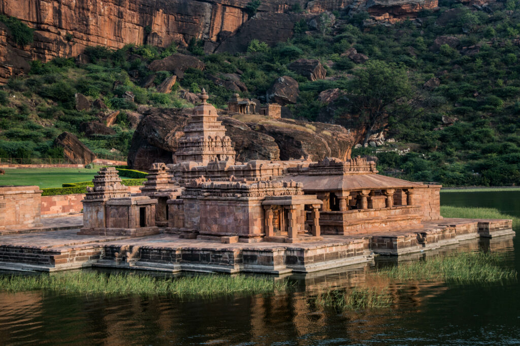 Que faire dans le Karnakata ? Voir les temples de Badami