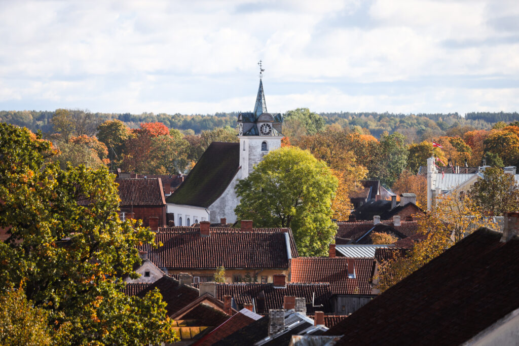 Que faire en Lettonie ? Visiter Kuldīga