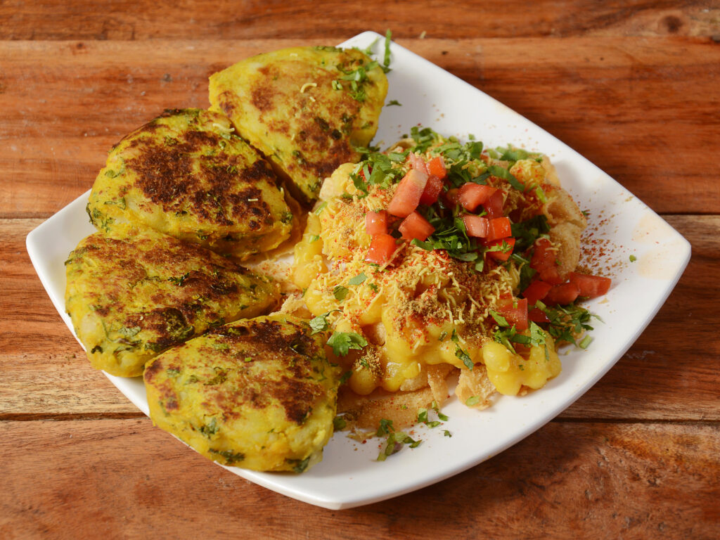 Aloo Tikki Chaat