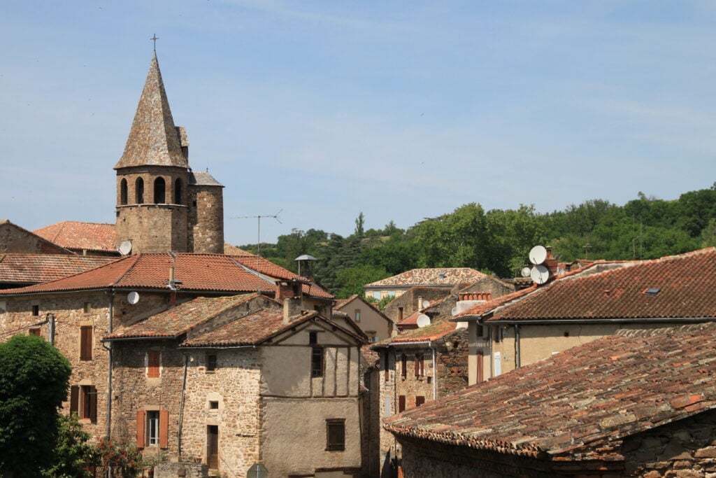 Village de Monestiès, un des plus beaux villages du Tarn 